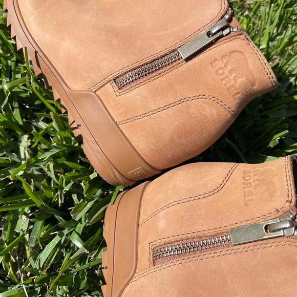 SOREL Joan of Arctic Wedge Chelsea tan Women 9.5 gently used - Picture 4 of 16